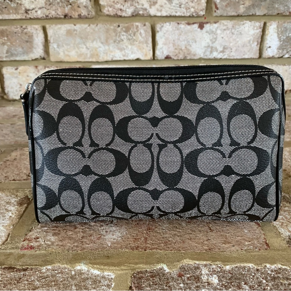 Coach | Signature C Pattern Zippered Cosmetic Case